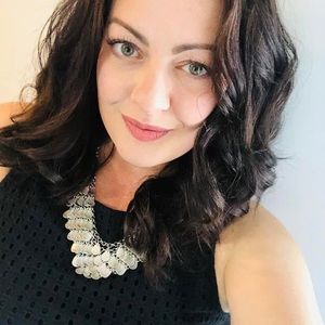 Meet your Posher, Glenda